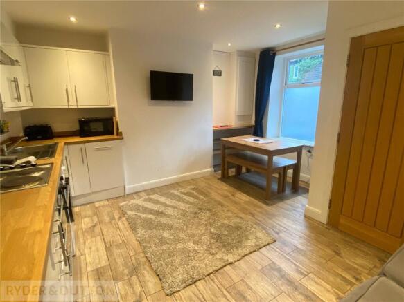 Lounge/Kitchen