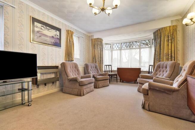 227 Goring Way-005.jpg