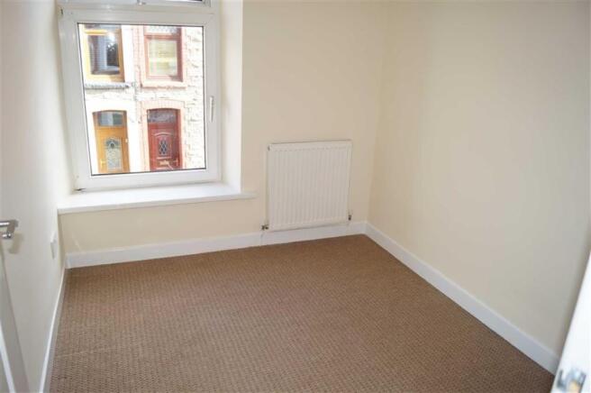 BEDROOM 1 (FRONT)