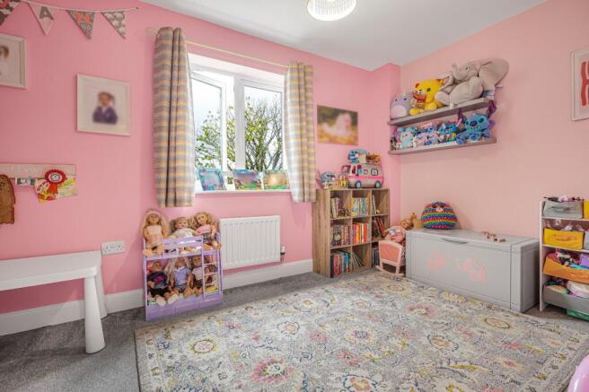 3 bed Terraced for sale Image 6