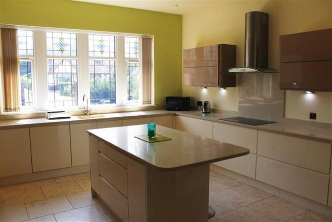 Newly Fitted Kitchen