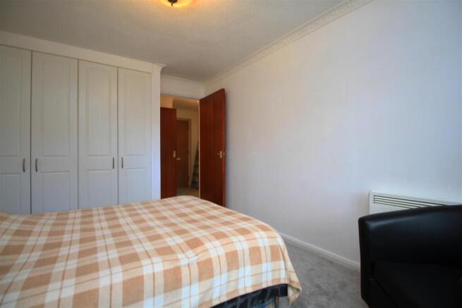 Bedroom..jpg