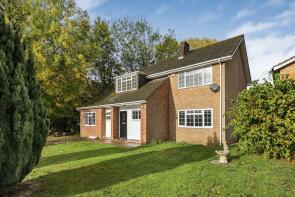 18, Yarnton Close, Emmer Green, Reading RG4 8UW