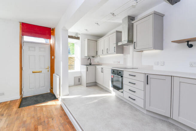 3 bed End of Terrace for sale Image 2