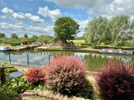 37, Homeabbey House, High Street, Tewkesbury GL20 5BL