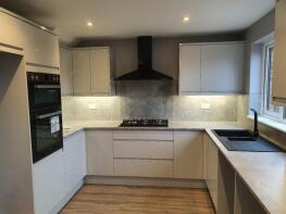 12, James Road, Cuxton, Rochester ME2 1DH