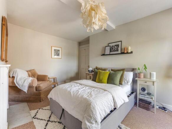Bedroom 1 (3)