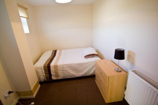 3 bed Terraced to rent Image 7