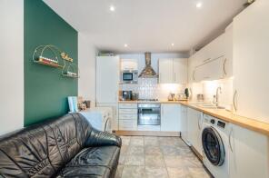 Flat 12, Roxborough Heights, College Road, Harrow HA1 1GN