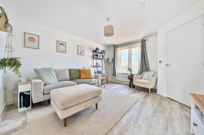 23-682463c22c531-1289951-ARW-23