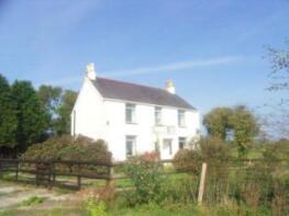 Bodfan, Trefor, Holyhead LL65 4TA