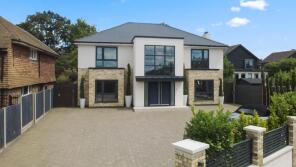 306, Singlewell Road, Gravesend DA11 7RF