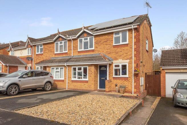 7 Baker Close LOW RES-28.jpg