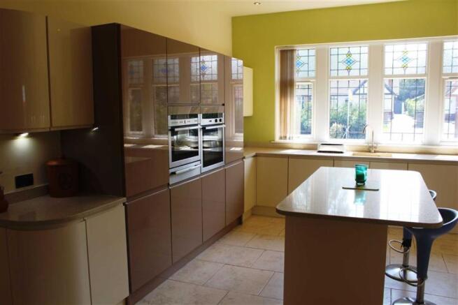 Newly Fitted Kitchen