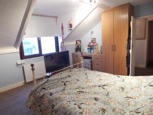 Bed1.JPG