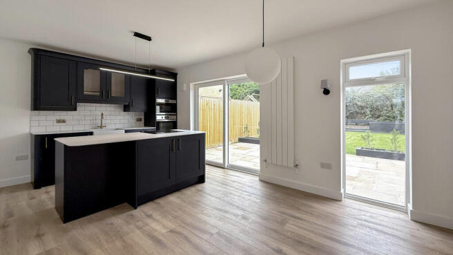 Kitchen/dining ro...