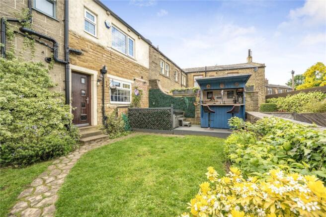 3 bed Terraced for sale Image 9