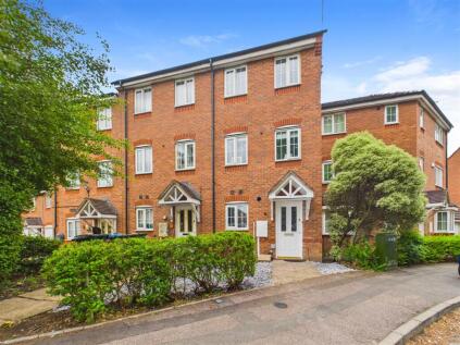 Lowfield Road, Binley, Coventry *No Chain*