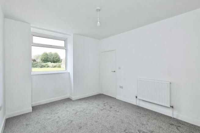 3 bed Detached for sale Image 11