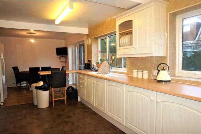 Kitchen / Diner
