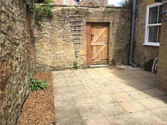 Courtyard Garden