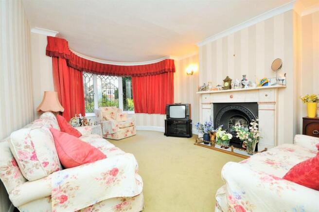 SITTING ROOM