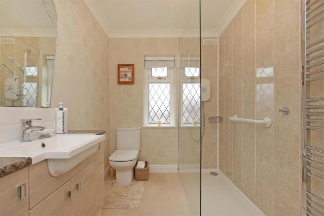 14.Bath2.JPG