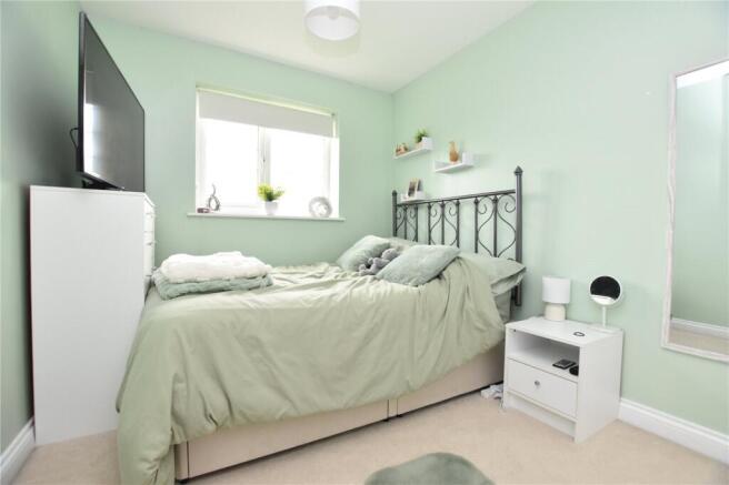 4 bed Detached for sale Image 8