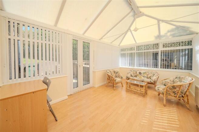 4 bed Semi-Detached for sale Image 12