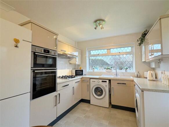 Whitehouse Close, Heywood, Greater Manchester, OL10 photo 4