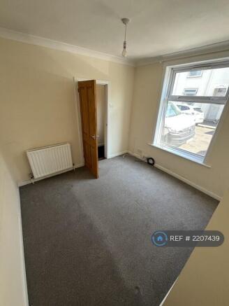Sitting/Front Room