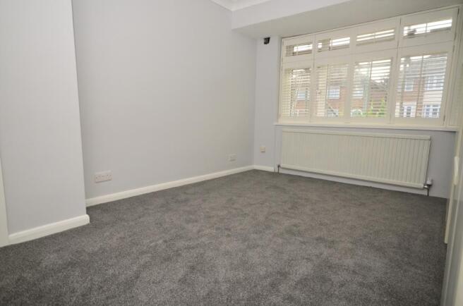 maidstone road bed 1