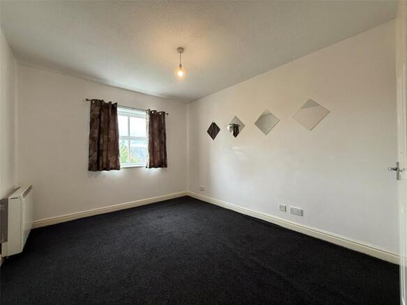 2 bed Apartment for sale Image 9