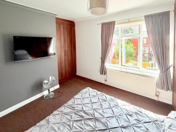 3 bed Semi-Detached for sale Image 10