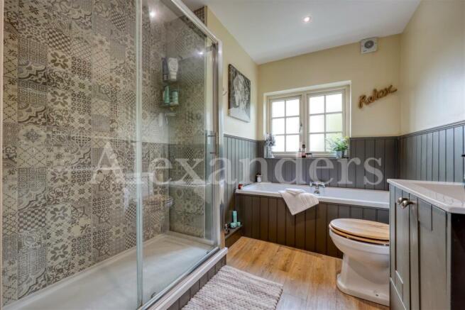 Ensuite