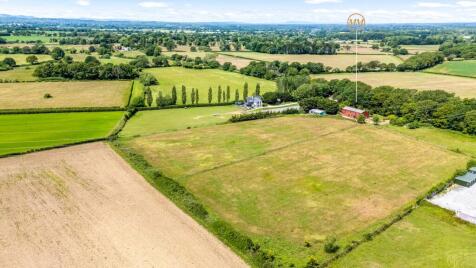 Wheatsheaf Road, Woodmancote, BN5