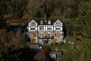 Highfield, Upperwood Road, Matlock DE4 3PD