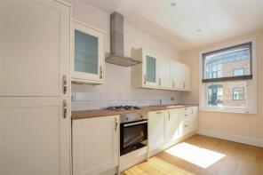 Flat A, 188, Tooting High Street, London SW17 0SF