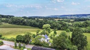 Leeson House, Raleighs Cross Road, Combe Florey, Bishops Lydeard TA4 3JQ