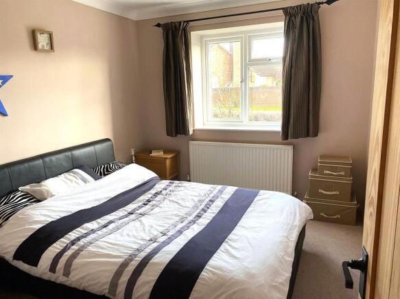 Bedroom 1.jpg