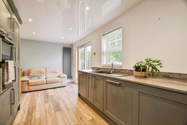 3 bed End of Terrace for sale Image 6