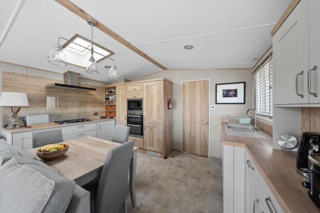 2 bed Lodge for sale Image 6
