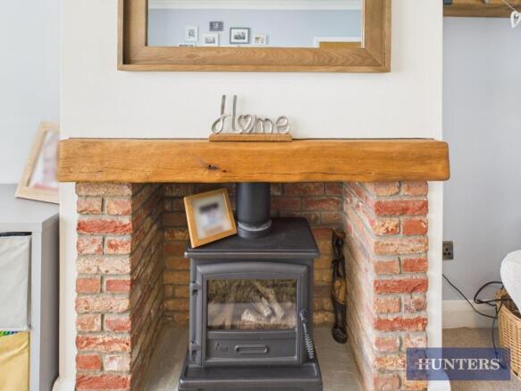 3 bed Semi-Detached for sale Image 4
