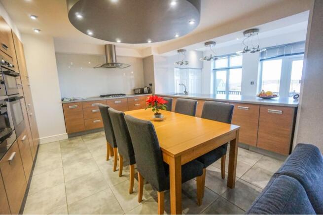 Kitchen/Family Room