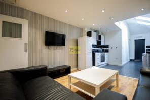5, Holly Grove, Hubert Road, Birmingham B29 6EQ