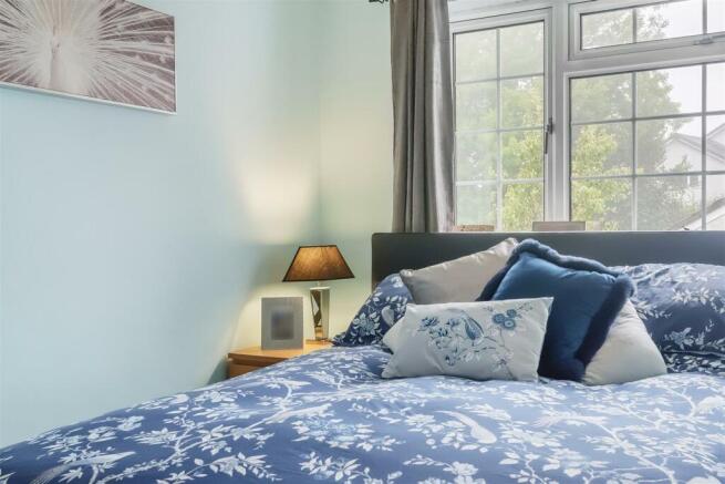 Pykes Down Bed 1.jpg