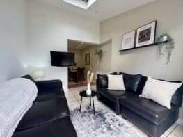 22, Leeson Walk, Birmingham B17 0LU