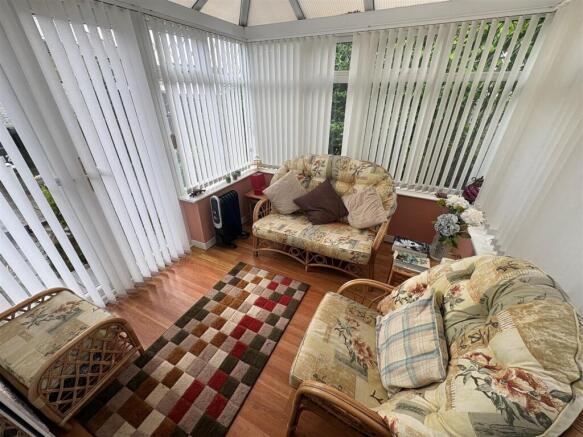 2 bed Semi-Detached Bungalow for sale Image 6