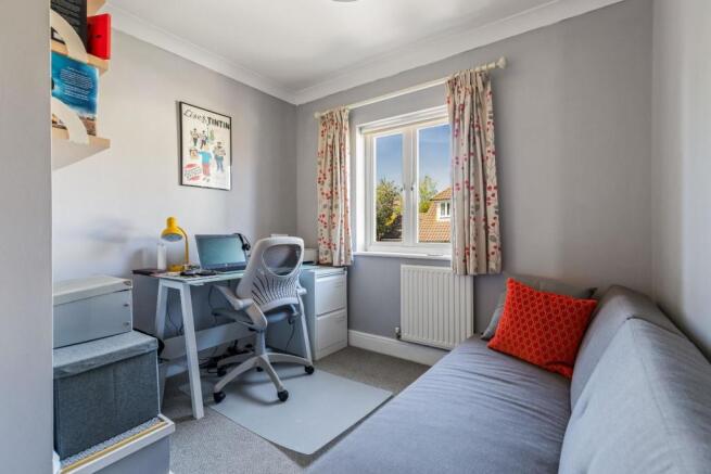 Bedroom 4.jpg