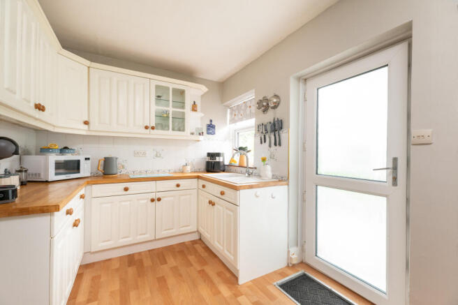 3 bed Detached for sale Image 9